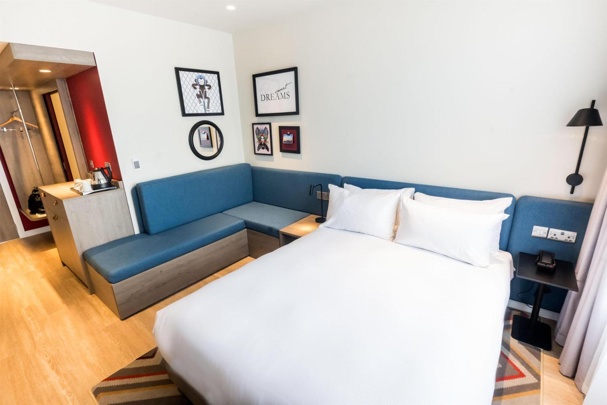 Premium Queen Room Sofa Bed Non-Smoking