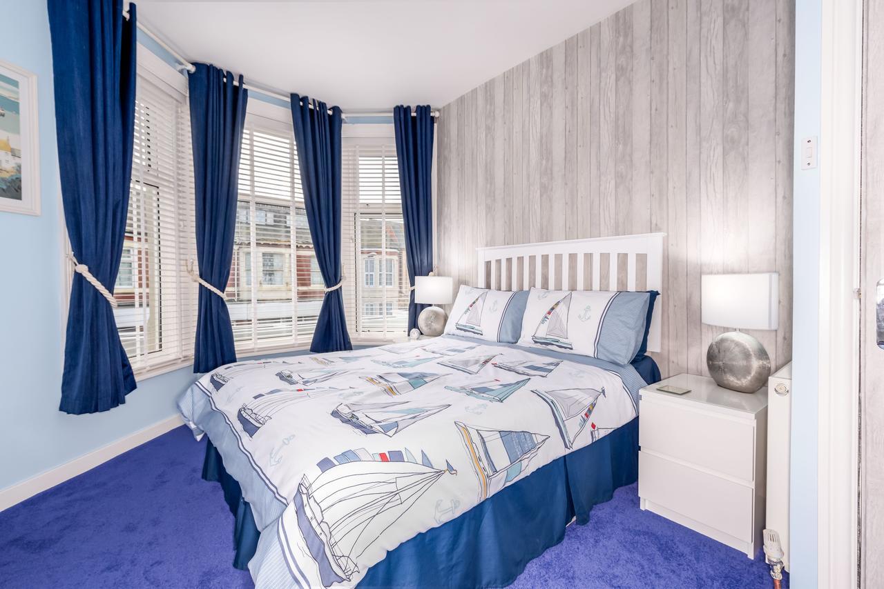 Double Room Street View