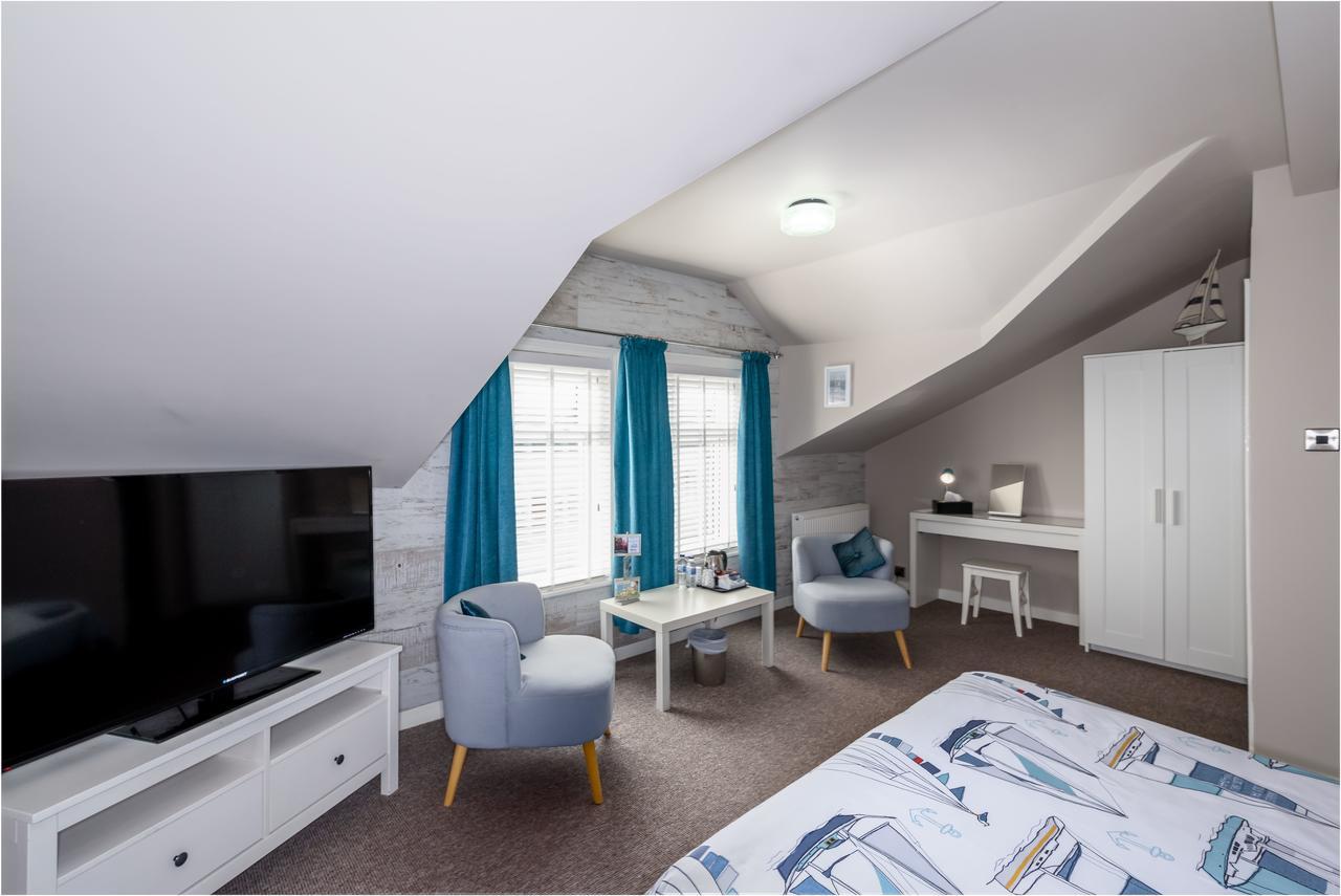 Superior Double Room Street View